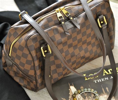 Review of Louis Vuitton Rivington GM 